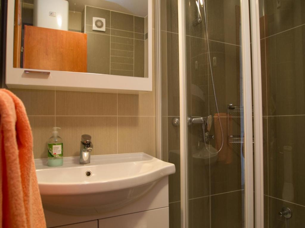 Apartment Mlinarevic Макарска Екстериор снимка